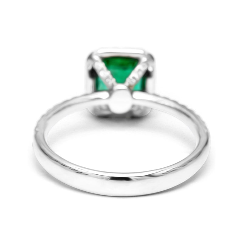 טבעת אמרלד מרובעת עם היילו יהלומים - 1.19 קראט