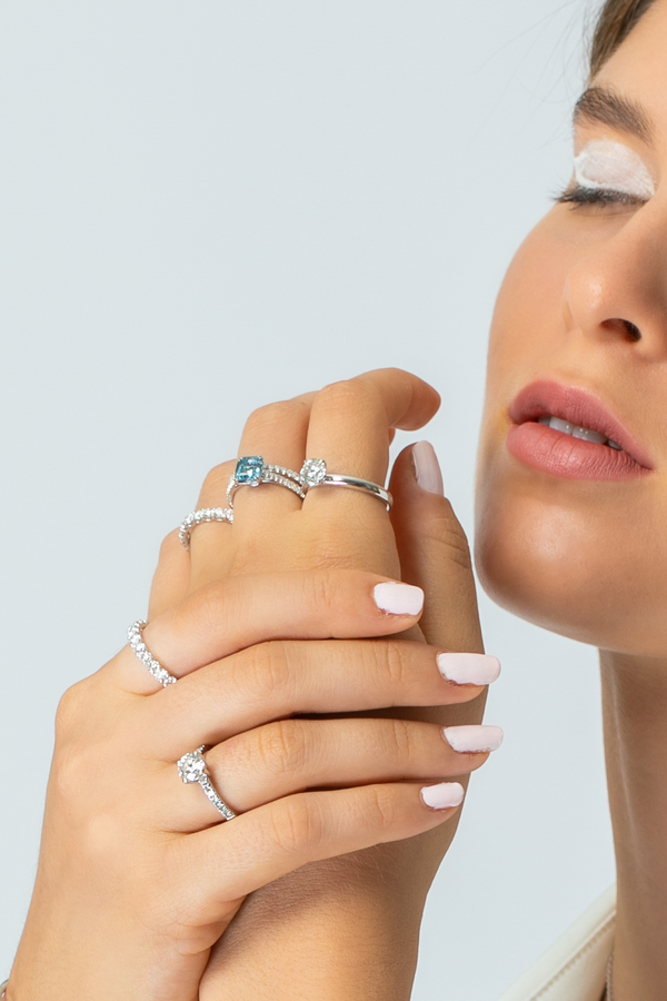 טבעת אירוסין קלאסית עם יהלום - 1.10 קראט